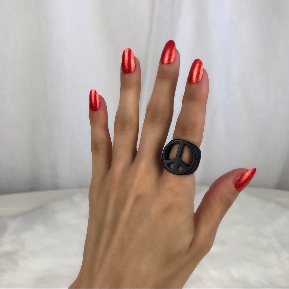 🚫SOLD🚫 Black Peace Sign Metal Ring Size 6 or - Picture 5 of 14